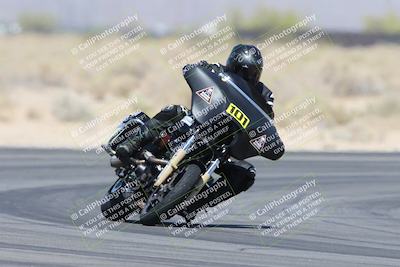 media/Apr-26-2025-BRL Bagger Racing League (Sat) [[9e270f465f]]/3-Super Street Baggers Qualifying/